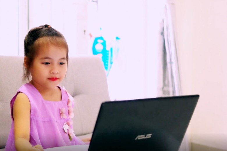 Digitising with Online Learning